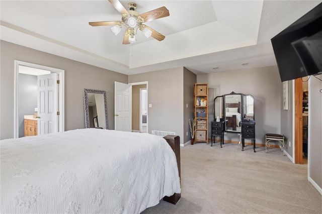 1214 Wildwood Street, Leavenworth, KS 66048