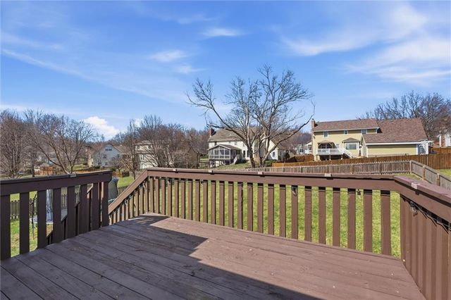 1214 Wildwood Street, Leavenworth, KS 66048