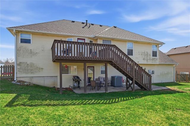 1214 Wildwood Street, Leavenworth, KS 66048