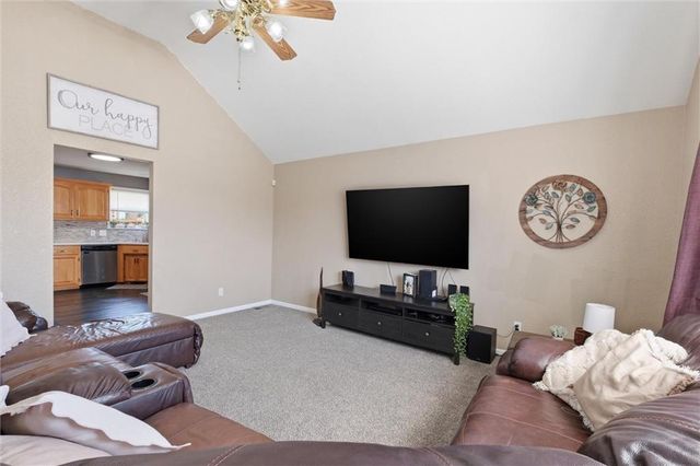 1214 Wildwood Street, Leavenworth, KS 66048