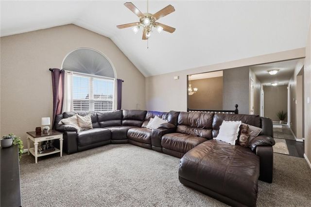 1214 Wildwood Street, Leavenworth, KS 66048