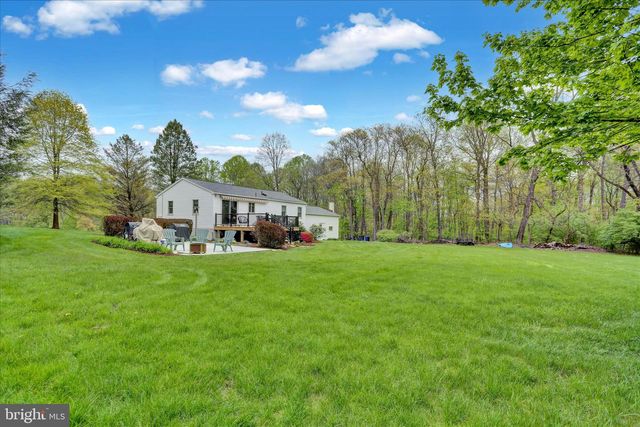 18 DEER PATH RD, Robesonia, PA 19551