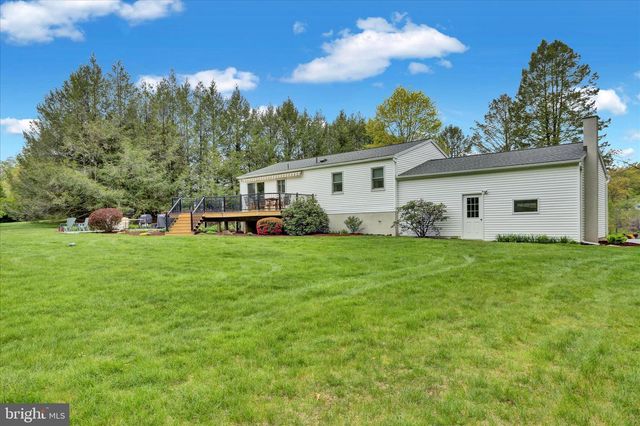 18 DEER PATH RD, Robesonia, PA 19551