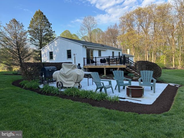 18 DEER PATH RD, Robesonia, PA 19551