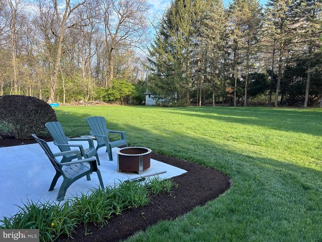 18 DEER PATH RD, Robesonia, PA 19551
