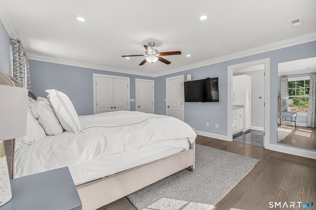 17 Woodlawn Drive, Trumbull, CT 06611