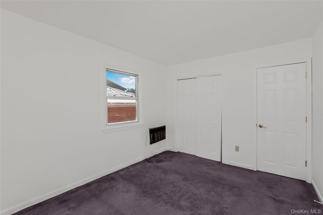 305 Glenbrook Avenue, Yonkers, NY 10705