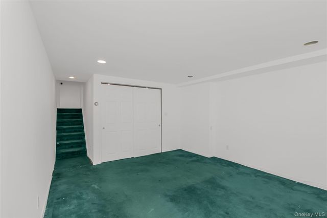 305 Glenbrook Avenue, Yonkers, NY 10705