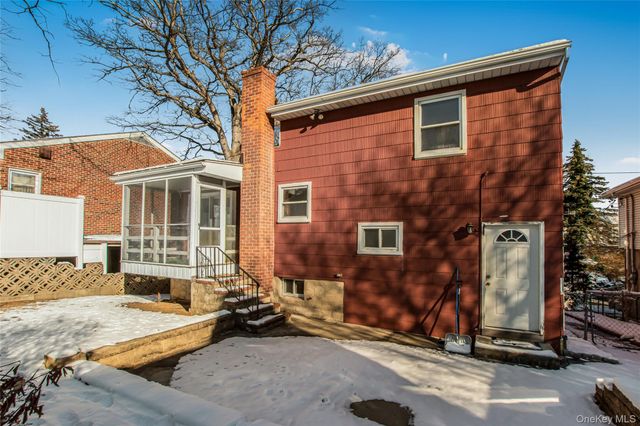 305 Glenbrook Avenue, Yonkers, NY 10705