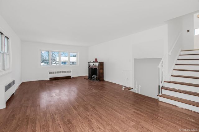 305 Glenbrook Avenue, Yonkers, NY 10705