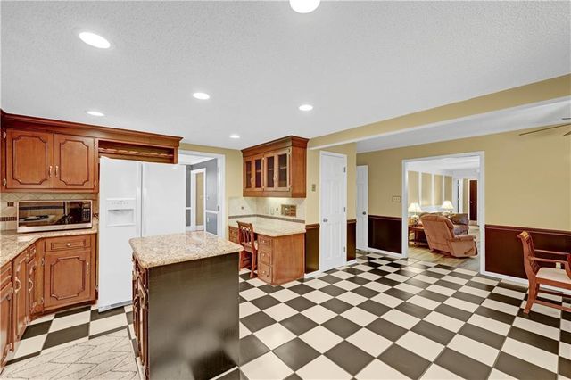 2016 Mountain Creek Drive, Stone Mountain, GA 30087