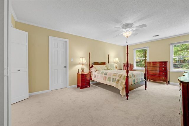 2016 Mountain Creek Drive, Stone Mountain, GA 30087