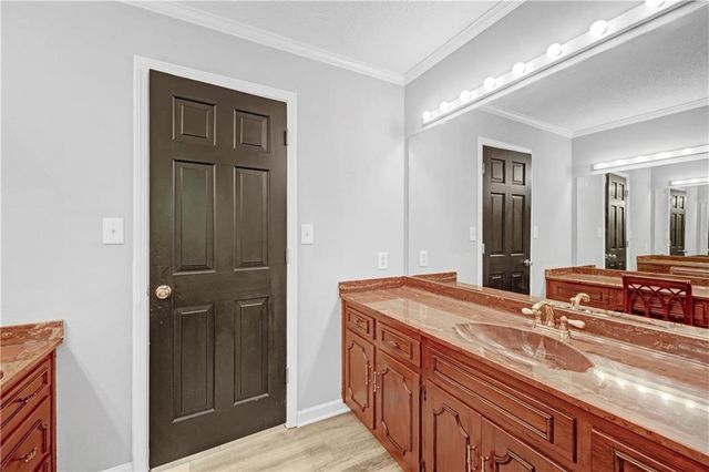 2016 Mountain Creek Drive, Stone Mountain, GA 30087