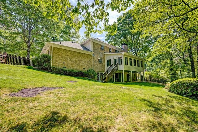 2016 Mountain Creek Drive, Stone Mountain, GA 30087