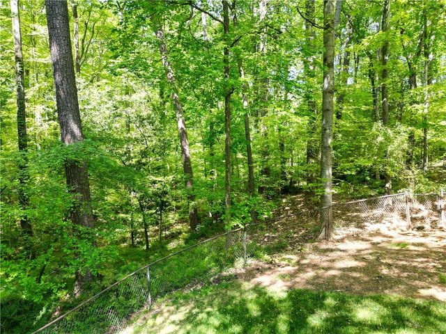 2016 Mountain Creek Drive, Stone Mountain, GA 30087