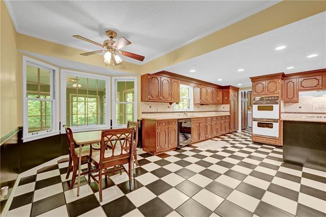 2016 Mountain Creek Drive, Stone Mountain, GA 30087