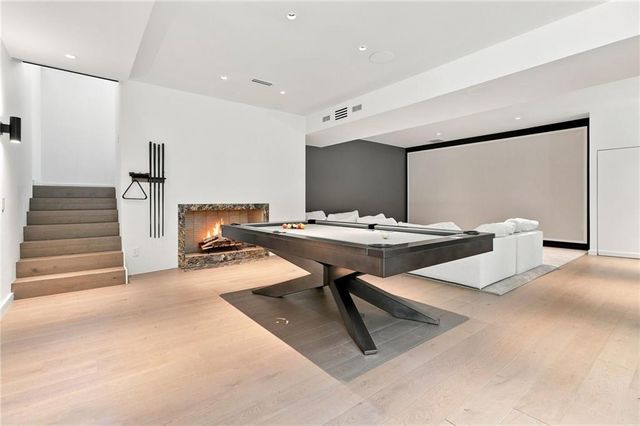 2716 Ridgewood Road NW, Atlanta, GA 30327