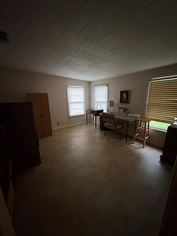 1706 Katy Avenue, Bay City, TX 77414