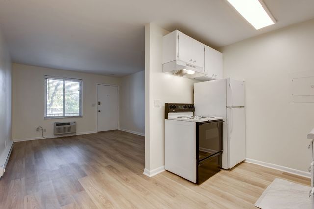 3600 Hillsboro Pike Apt D15, Nashville, TN 37215