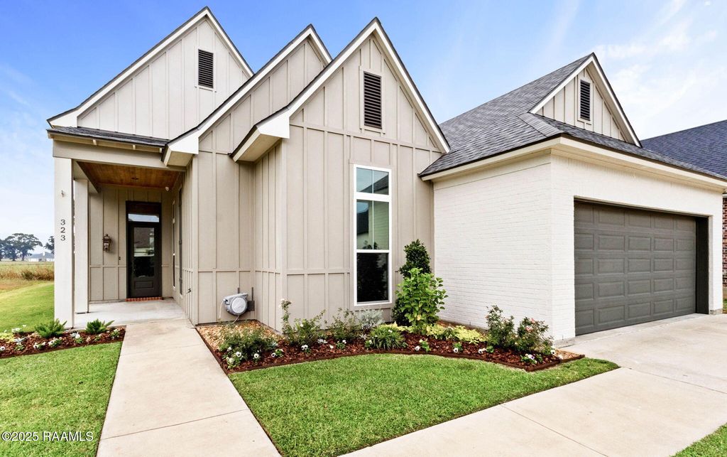 323 Big Lake Run, Youngsville, LA 70592