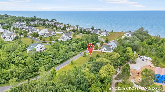 684 Waters Edge Drive Site 14, South Haven, MI 49090