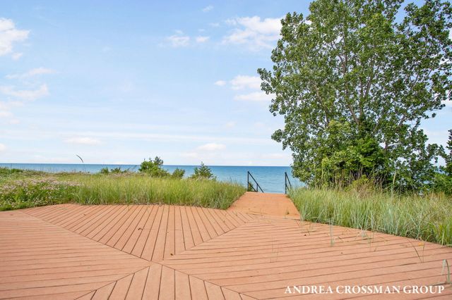684 Waters Edge Drive Site 14, South Haven, MI 49090