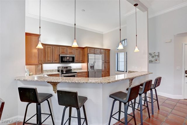 6535 Valen WAY E-202, Naples, FL 34108