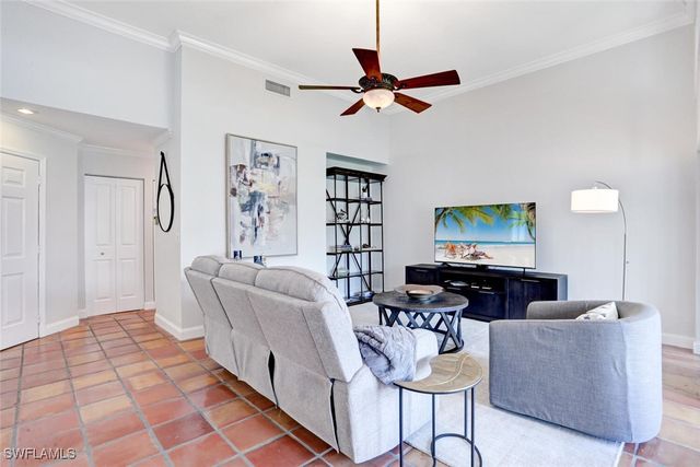 6535 Valen WAY E-202, Naples, FL 34108