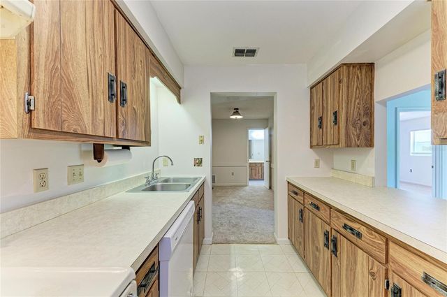 5503 FOUNTAIN LAKE CIRCLE A203, Bradenton, FL 34207