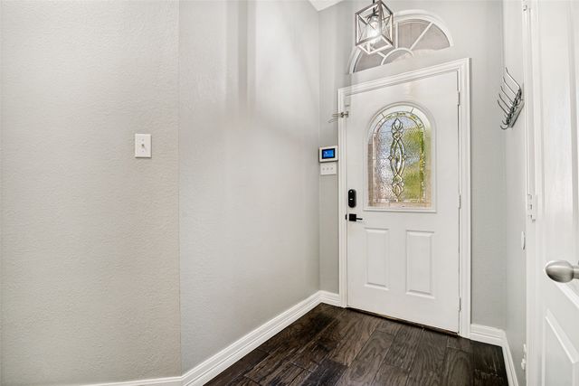 2301 Trickling Creek Drive, Garland, TX 75041