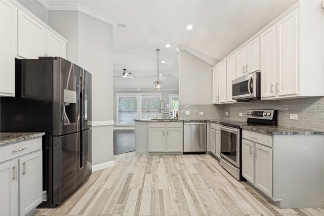 2301 Trickling Creek Drive, Garland, TX 75041