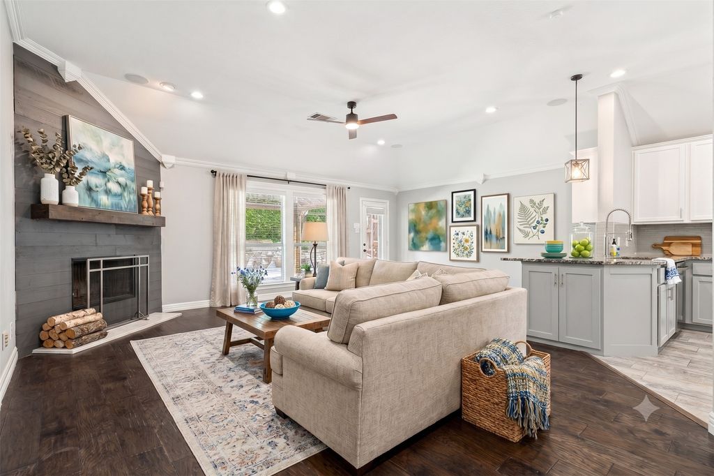 2301 Trickling Creek Drive, Garland, TX 75041