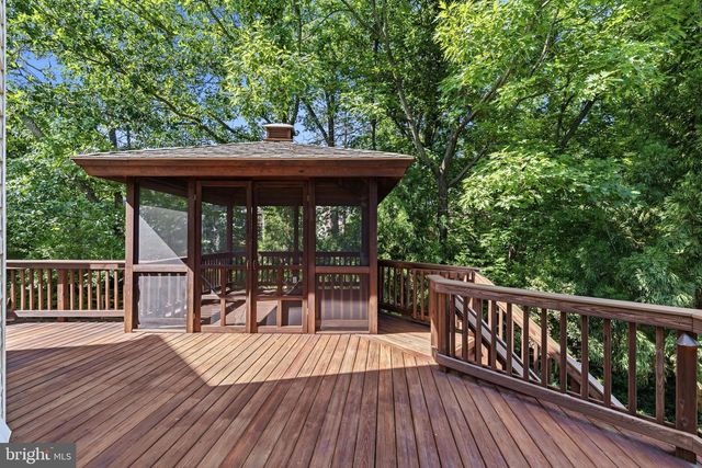 20888 NERINE CT, Sterling, VA 20165
