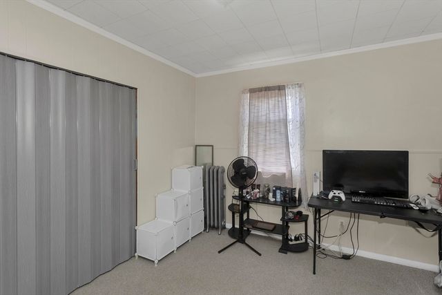 15 Merida St, Springfield, MA 01104