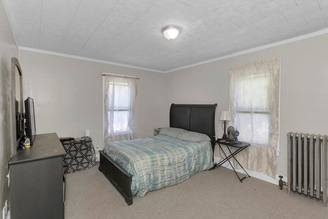 15 Merida St, Springfield, MA 01104