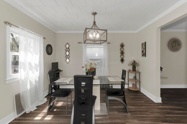 15 Merida St, Springfield, MA 01104