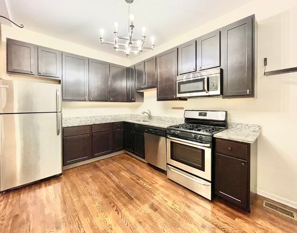 4349 N Spaulding Avenue 1, Chicago, IL 60618