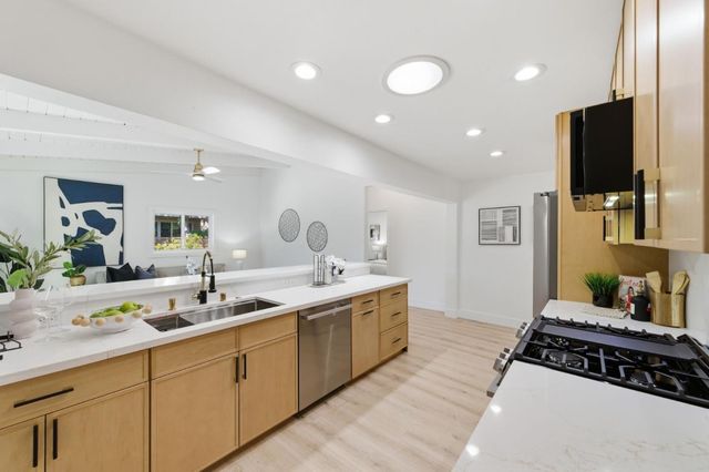 112 Price Lane, Pleasant Hill, CA 94523