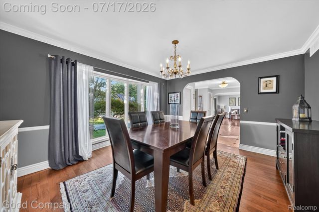 38921 Santa Barbara Street, Clinton Charter Township, MI 48036