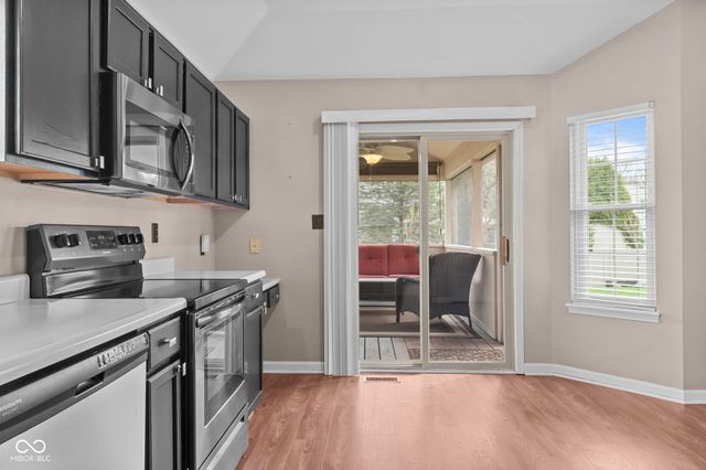 395 Primrose Lane, Avon, IN 46123