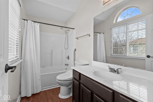 395 Primrose Lane, Avon, IN 46123