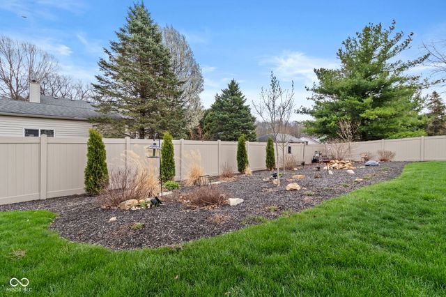 395 Primrose Lane, Avon, IN 46123