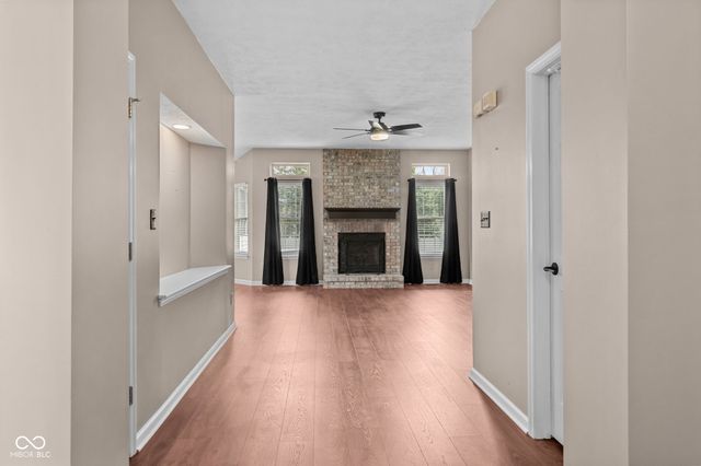 395 Primrose Lane, Avon, IN 46123