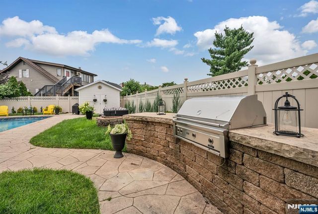 57 Memorial Place, Elmwood Park, NJ 07407
