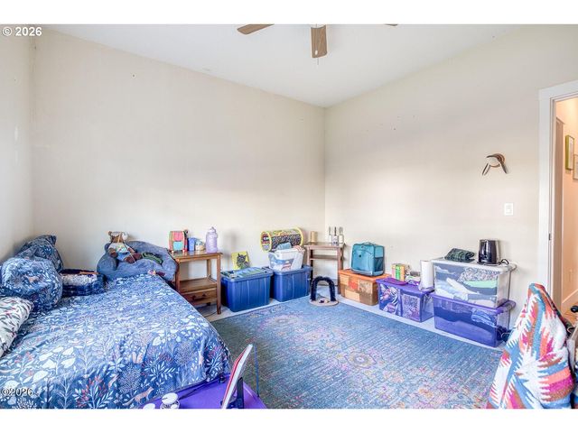 4635 Ne TIDE Ave, Lincoln City, OR 97367