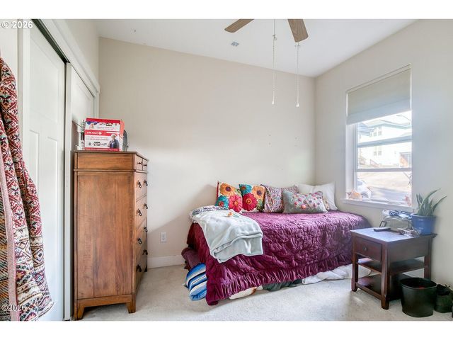4635 Ne TIDE Ave, Lincoln City, OR 97367