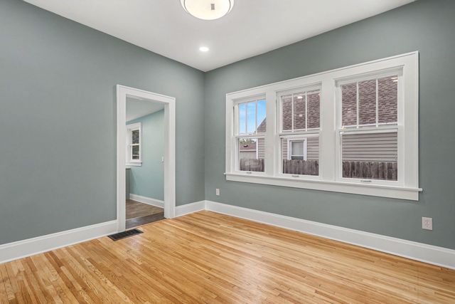 991 Lawrence Drive, Columbus, OH 43207