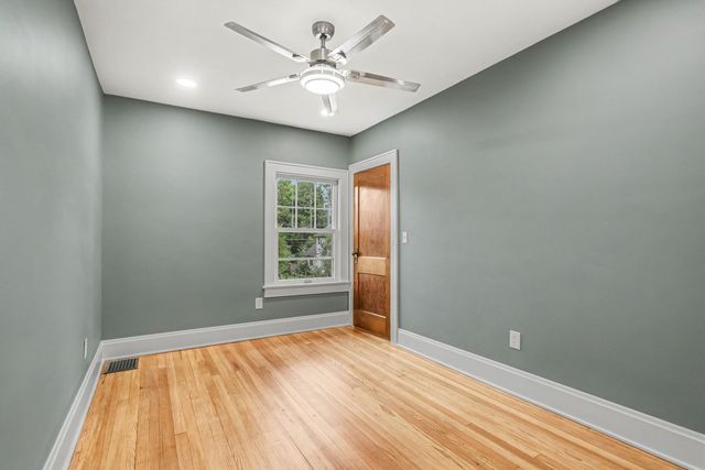 991 Lawrence Drive, Columbus, OH 43207