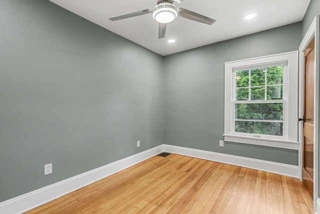 991 Lawrence Drive, Columbus, OH 43207