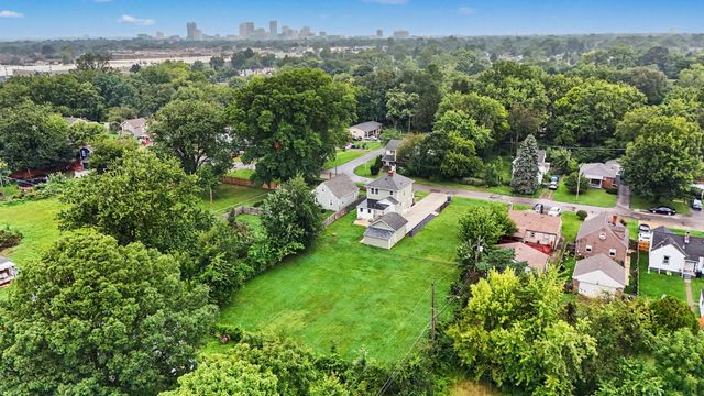 991 Lawrence Drive, Columbus, OH 43207